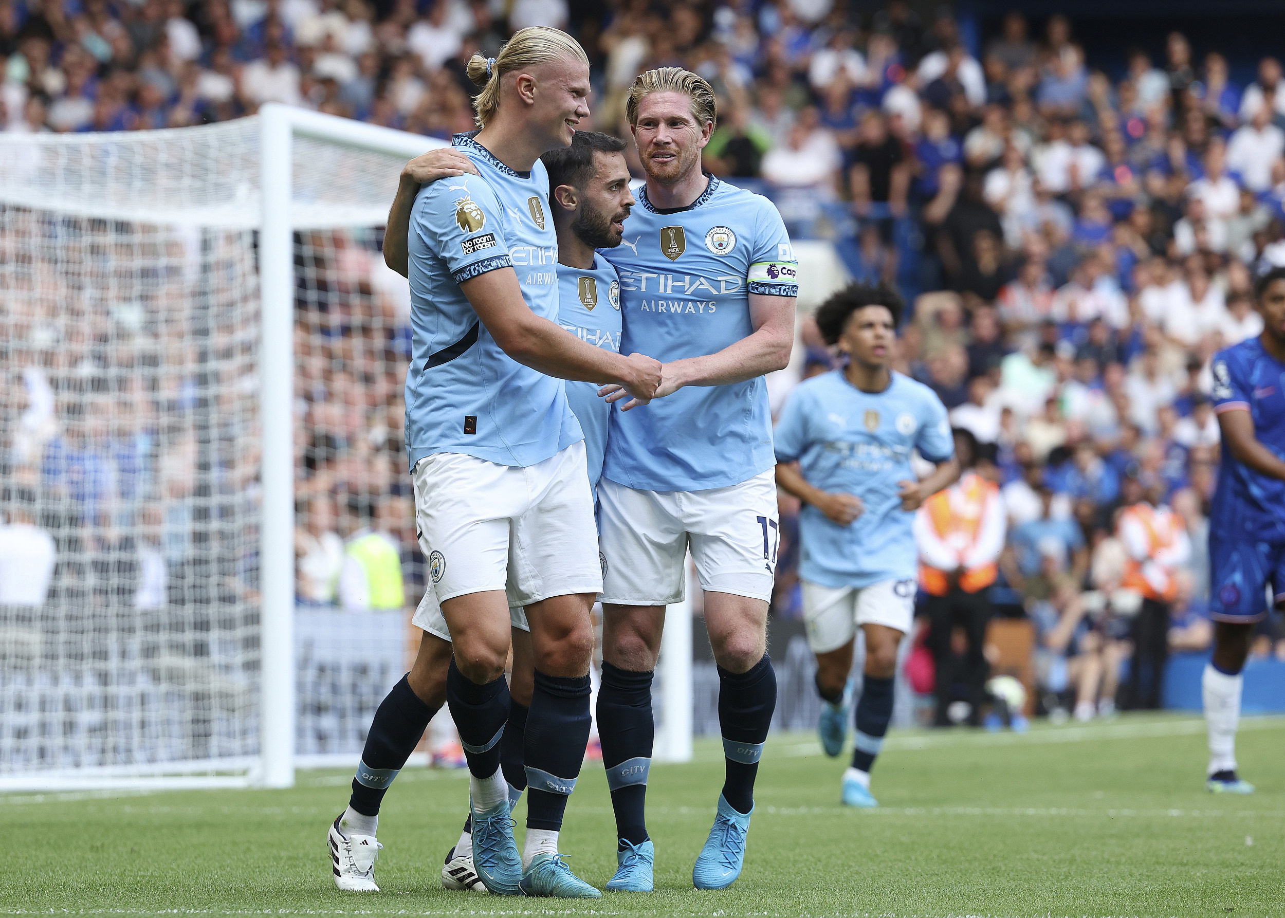 哈兰德连续五场比赛得分超过持续失利，切尔西不断突破！全场沸腾不已的简单介绍