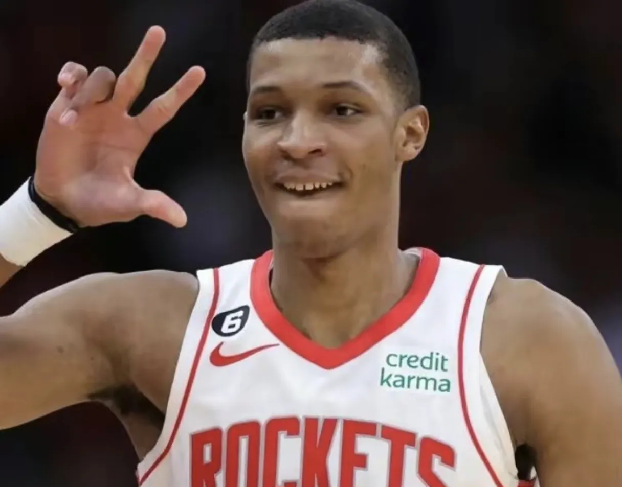 华体会登录-赛地聚焦——全明星赛国际比赛日热度飙升，费城76人外线爆发，质疑声仍在，资深球员宣示担当的简单介绍